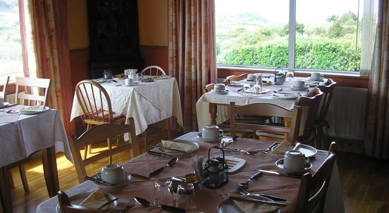 クリフデン Atlantic View Bed & Breakfast エクステリア 写真